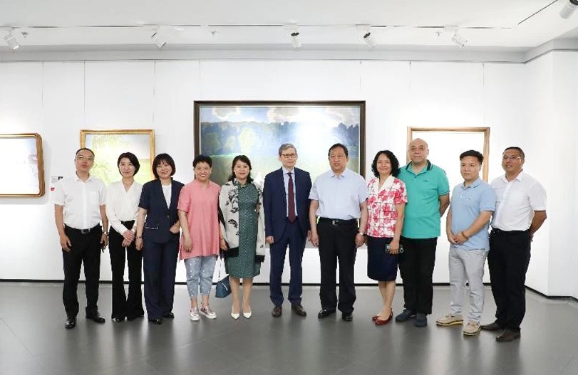 【文體活動】哈藥美術(shù)館“當代”俄羅斯油畫展隆重開幕